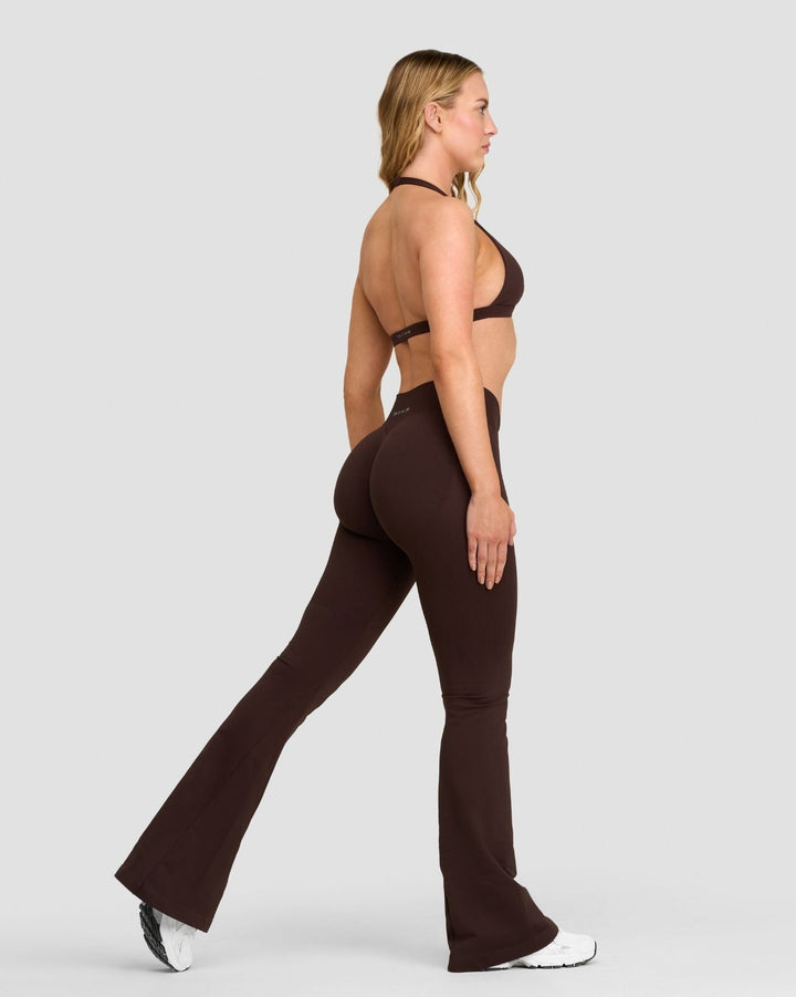 Elevate™ Sculpting Mid V-Waist Flare Leggings | Coffee