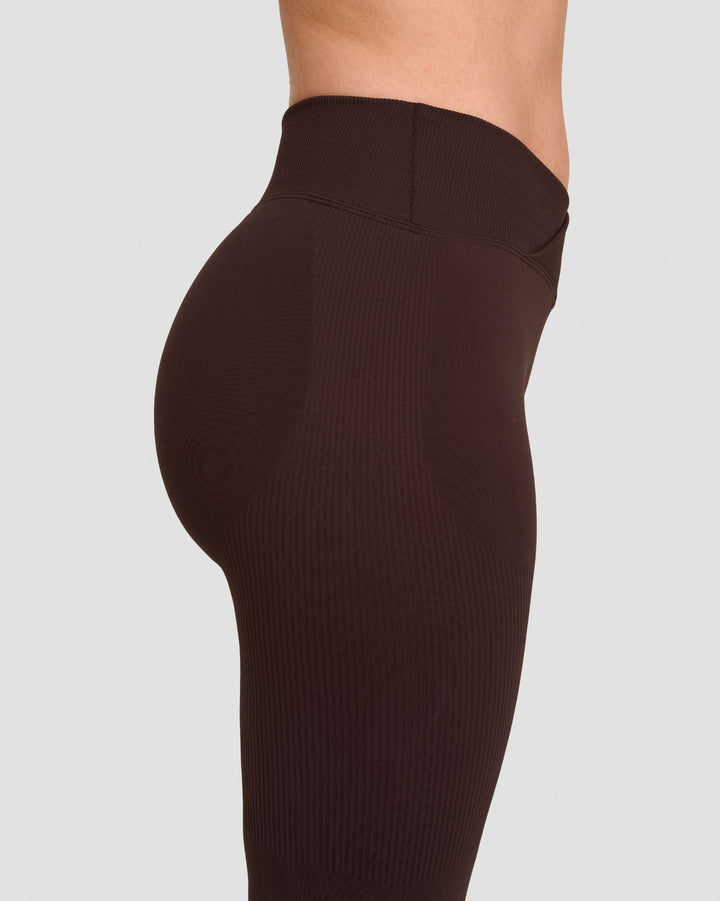 Elevate™ Sculpting Mid V-Waist Flare Leggings | Coffee