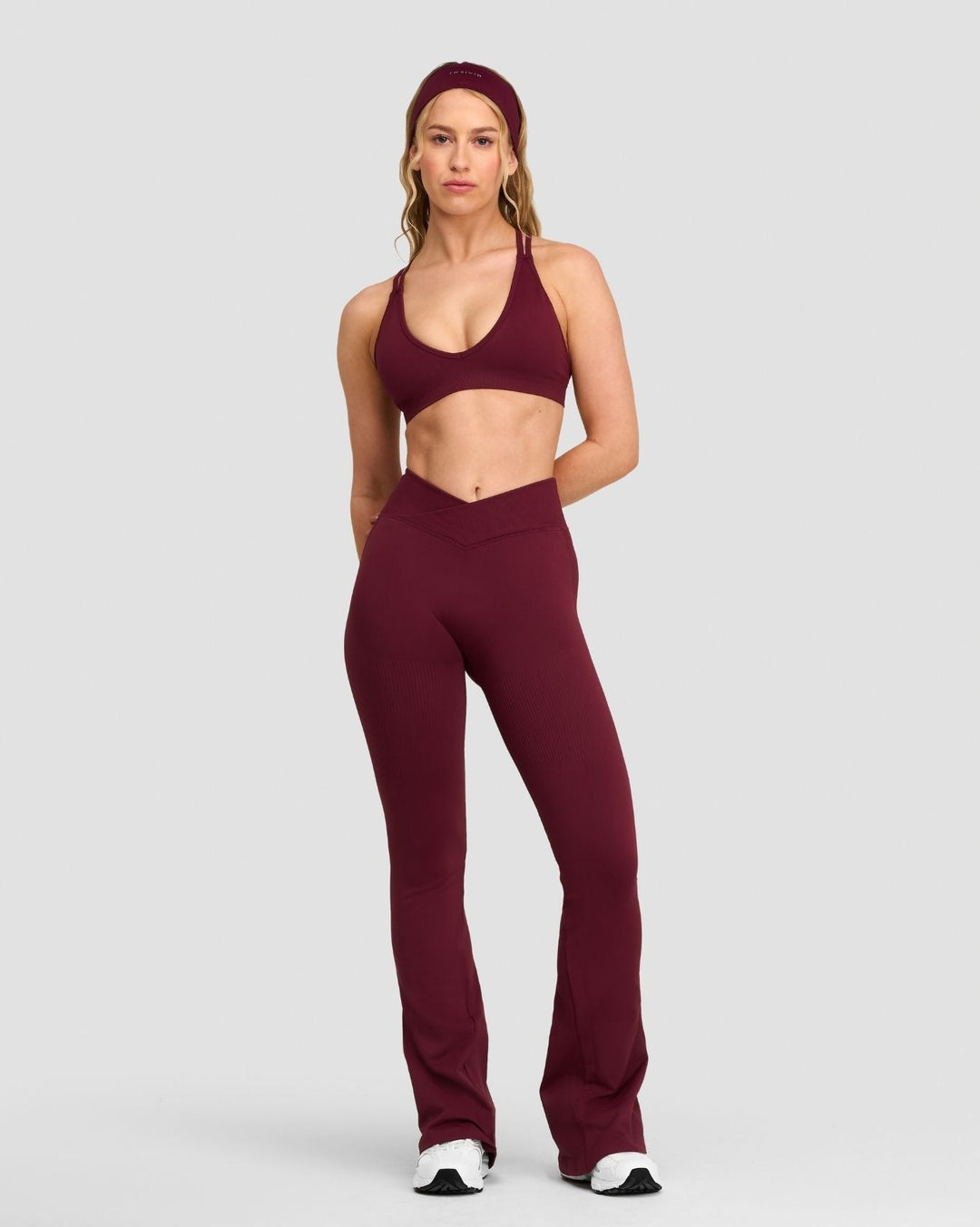Elevate™ Sculpting Mid V-Waist Flare Leggings | Merlot