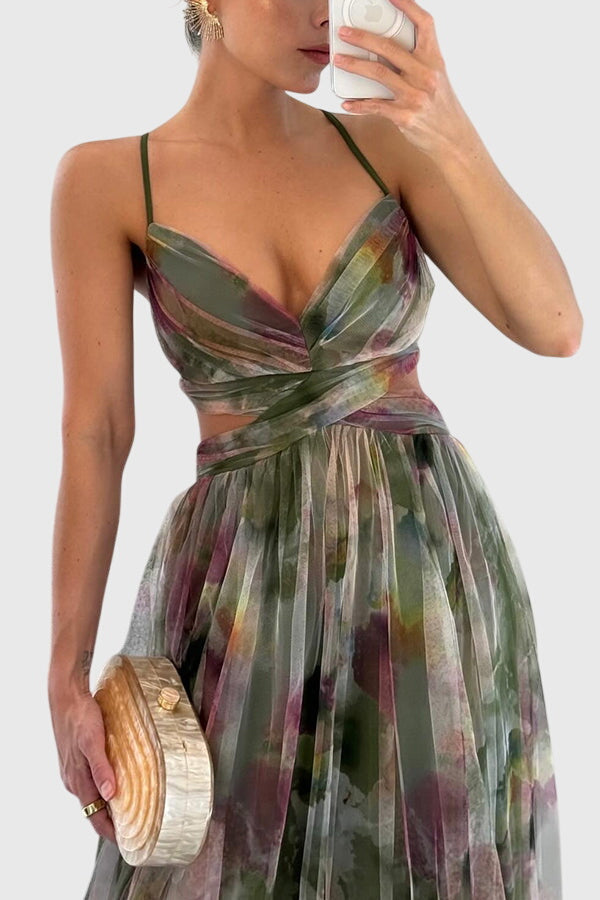 FIONA – FLOWING FLORAL MAXI DRESS
