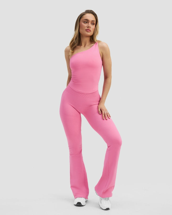 Elevate™ Sculpting Asymmetric Twist Top | Bubble Pink