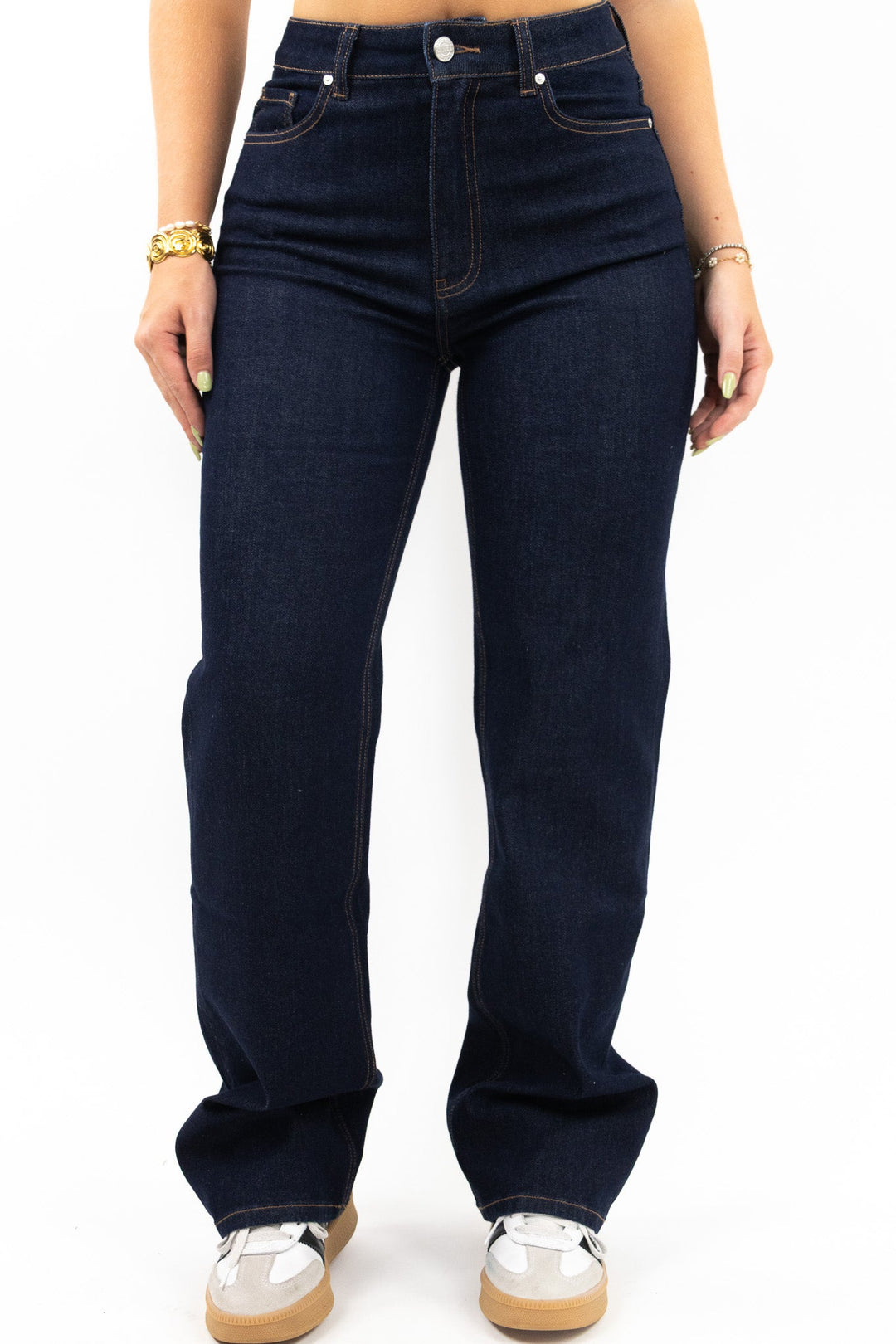 The Essential Wide Leg Jeans