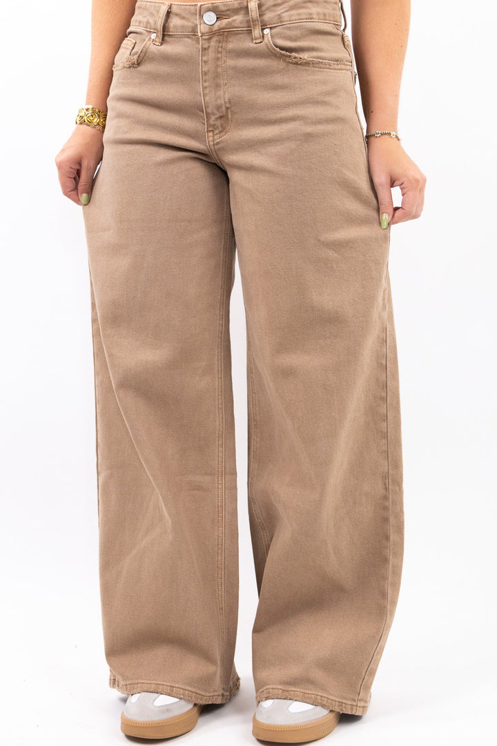 Baggy Fit Wide Leg Jeans