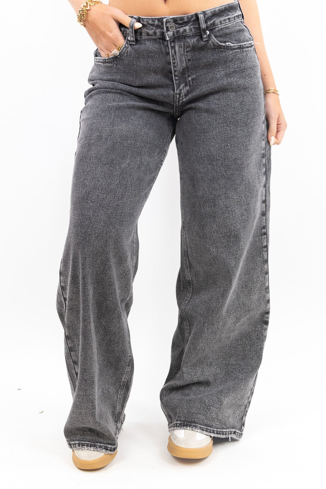 Baggy Fit Wide Leg Jeans