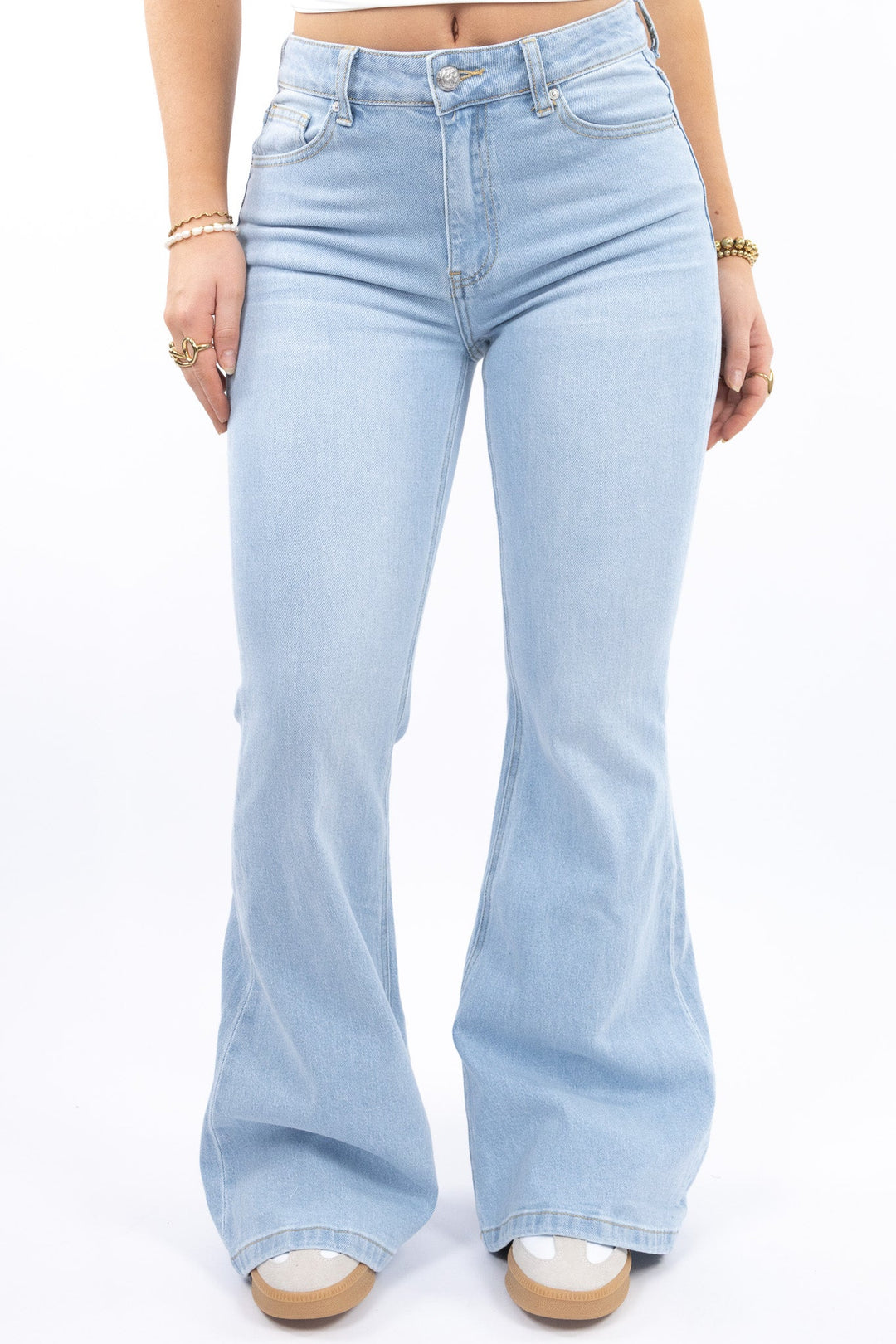 Bobby Flared Jeans