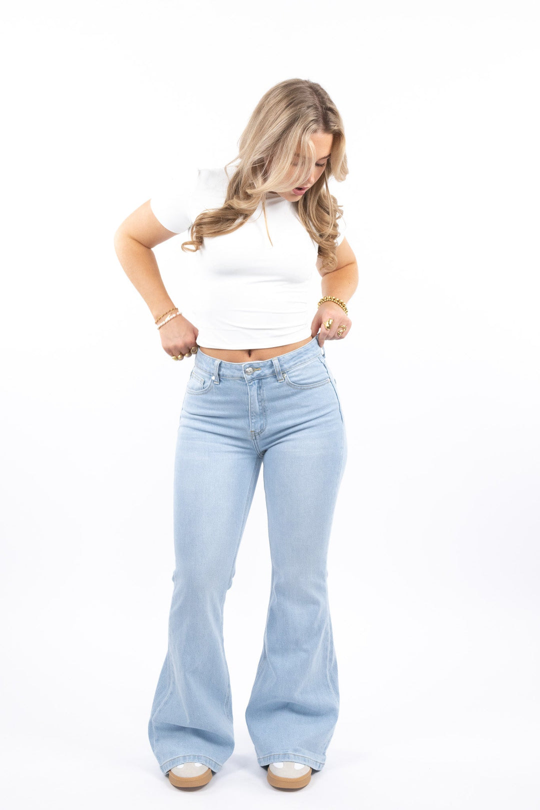 Bobby Flared Jeans