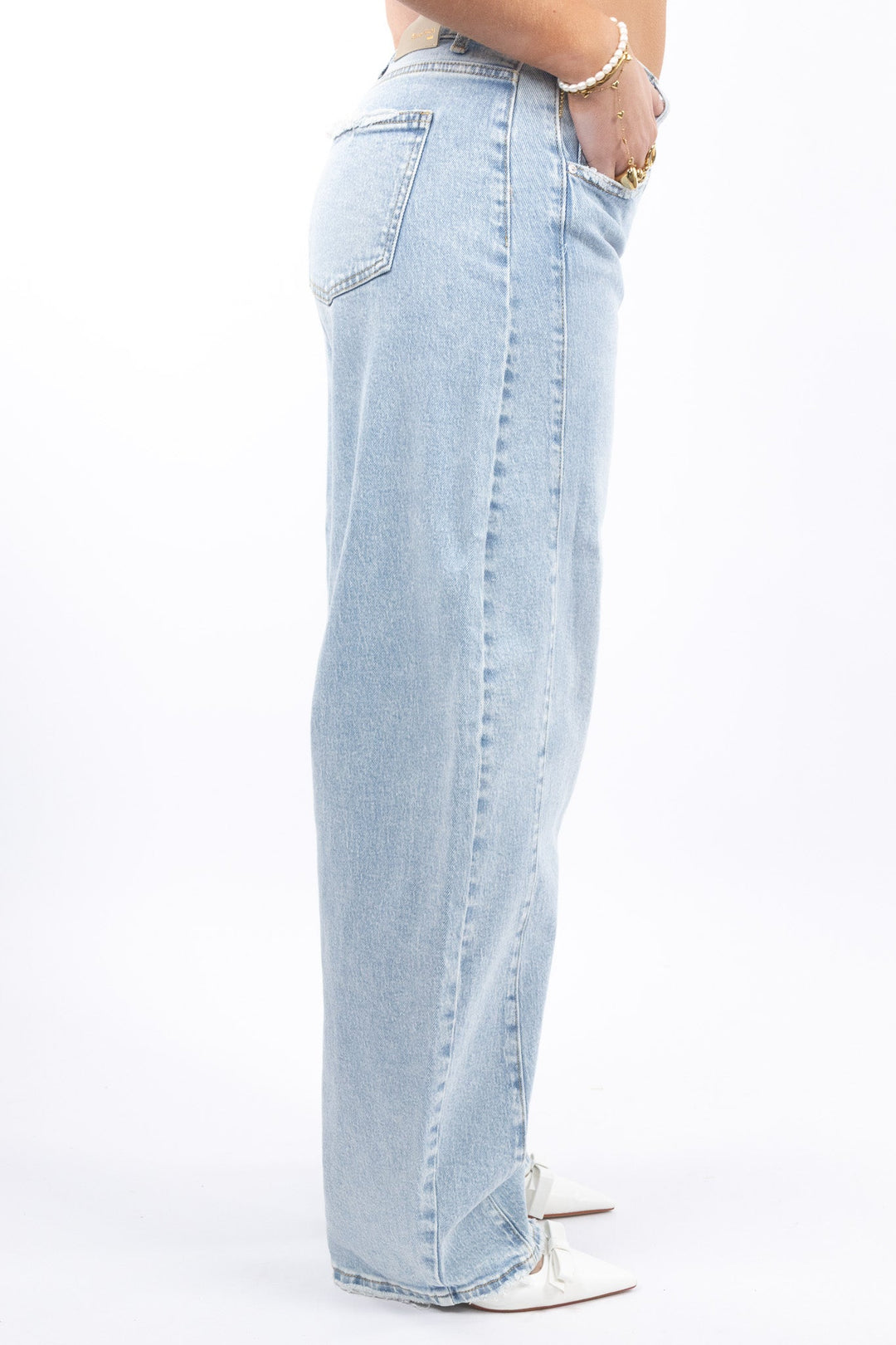 Balloon Fit Jeans
